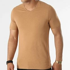 Meilleure vente 🎉 Tee 👚 Shirt Col V TV-350 Camel de Armita ⭐