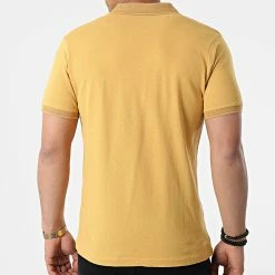 Remise ⭐ Polo Manches Courtes 1303 Moutarde de Armita 🔥 -Armita Soldes 2022 armita 257551 1303 CAMEL 20210322T151840 04