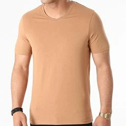 Acheter ✨ Tee 👕 Shirt Col V TV-350 Camel de Armita 🛒