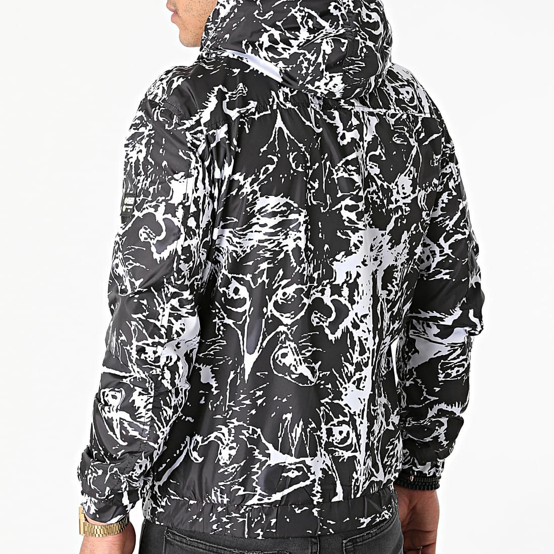 Budget 😍 Coupe-Vent Zippé A Capuche 3440 Noir de Armita ✔️ 4 Budget 😍 Coupe-Vent Zippé A Capuche 3440 Noir de Armita ✔️ – Image 4