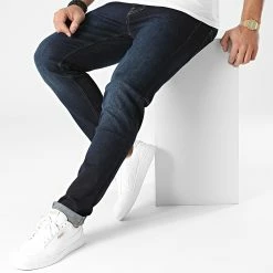 Meilleur prix 🥰 Jean Slim 1760 Bleu Brut de Armita 👍 -Armita Soldes 2022 armita 291959 A 1760 DARK BLUE 20211116T160918 03