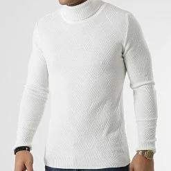 Meilleure affaire ✔️ Pull Col Roulé APR-333 Blanc de Armita 🥰