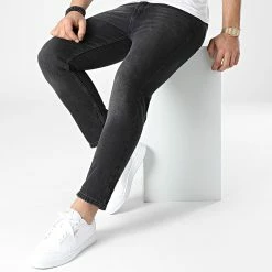 Top 10 🥰 Jean Slim Cropped Noir de Armita 💯 -Armita Soldes 2022 armita 305238 CROPPED DARK GREY 20220223T141354 03