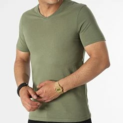 Meilleure vente 😉 Tee 👚 Shirt Col V TV-350 Vert Kaki de Armita 🌟 -Armita Soldes 2022 armita 317734 TV 350 KHAKI 20220510T142136 03