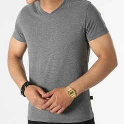 Offres 😀 Tee 👕 Shirt Col V TV-350 Gris Anthracite de Armita 🤩 6 Offres 😀 Tee 👕 Shirt Col V TV-350 Gris Anthracite de Armita 🤩 -Armita Soldes 2022 armita 317741 TV 350 ANTHRACITE 20220510T141642 03