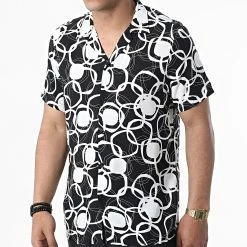 De gros 🔔 Chemise A Manches Courtes CH-5189 Noir Blanc de Armita 🤩