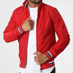 Coupon 🎁 Coupe-Vent 3420 Rouge de Armita 👏