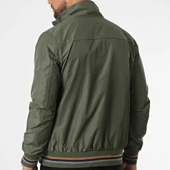 Les meilleures critiques de 😀 Coupe-Vent 3420 Vert Kaki de Armita 🎉 -Armita Soldes 2022 armita 328958 3420 KHAKI 20220725T150822 04