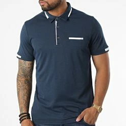 Le moins cher 🛒 Polo Manches Courtes 572 Bleu Marine de Armita ✨ 6 Le moins cher 🛒 Polo Manches Courtes 572 Bleu Marine de Armita ✨ -Armita Soldes 2022 armita 328992 POLO 572 NAVY 20220722T161211 03