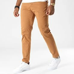 Remise 🛒 Pantalon Chino Slim PAK-442 Camel de Armita ⌛